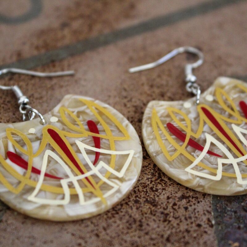 tortoise shell acryllic pinstripe earrings